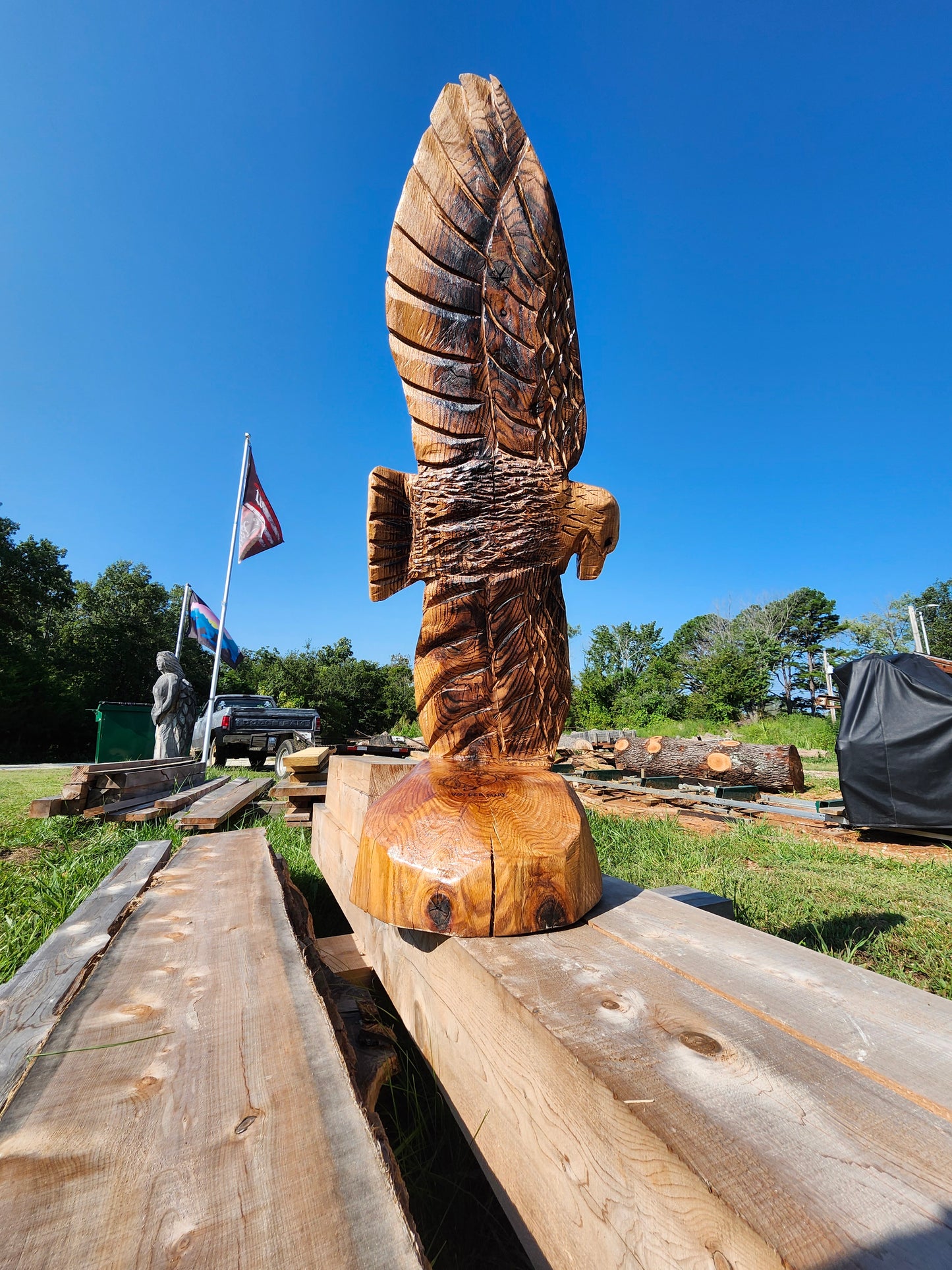 Chainsaw Carving Soaring Eagle 3 ft, soaring Eagle