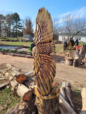 Chainsaw Carving soaring eagle. 3Ft. Wood carved eagle