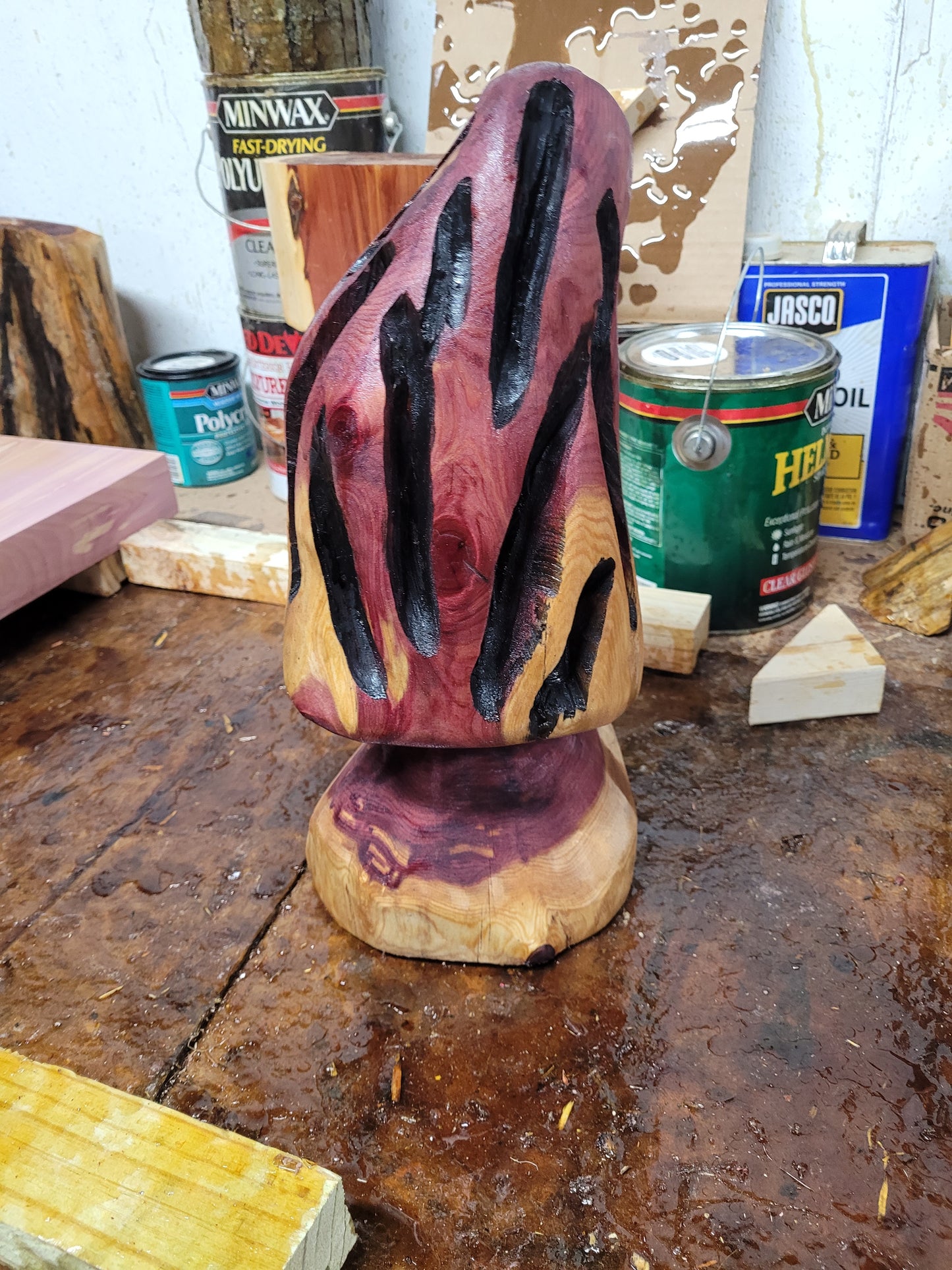 Mushroom chainsaw carving, many sizes.