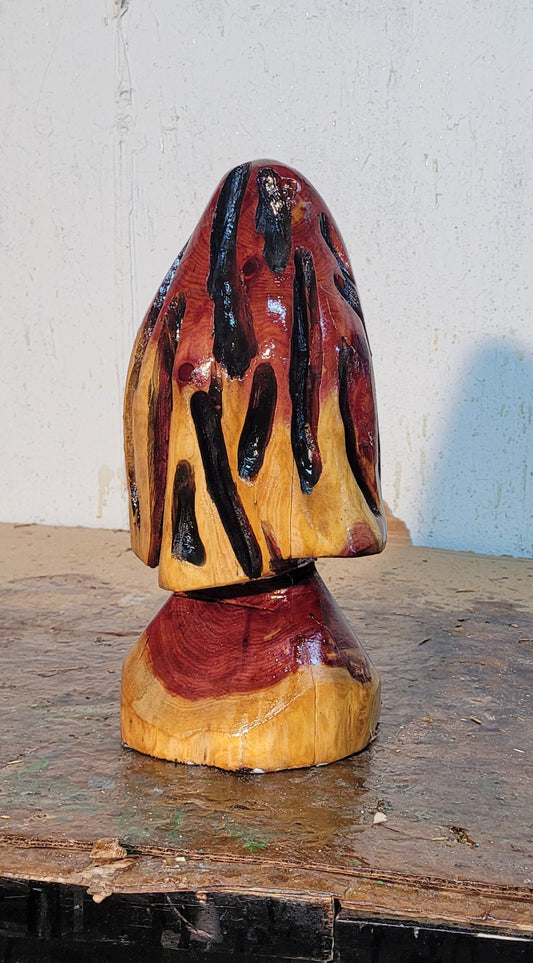 Mushroom chainsaw carving, many sizes.