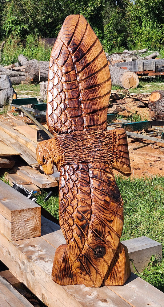 Chainsaw Carving  Soaring Eagle 3 ft, soaring Eagle