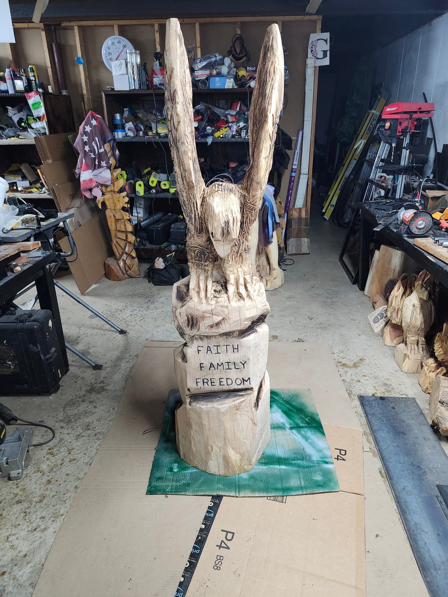 Chainsaw Carving Standing Eagle with Fish, persalized patriotic Carving
