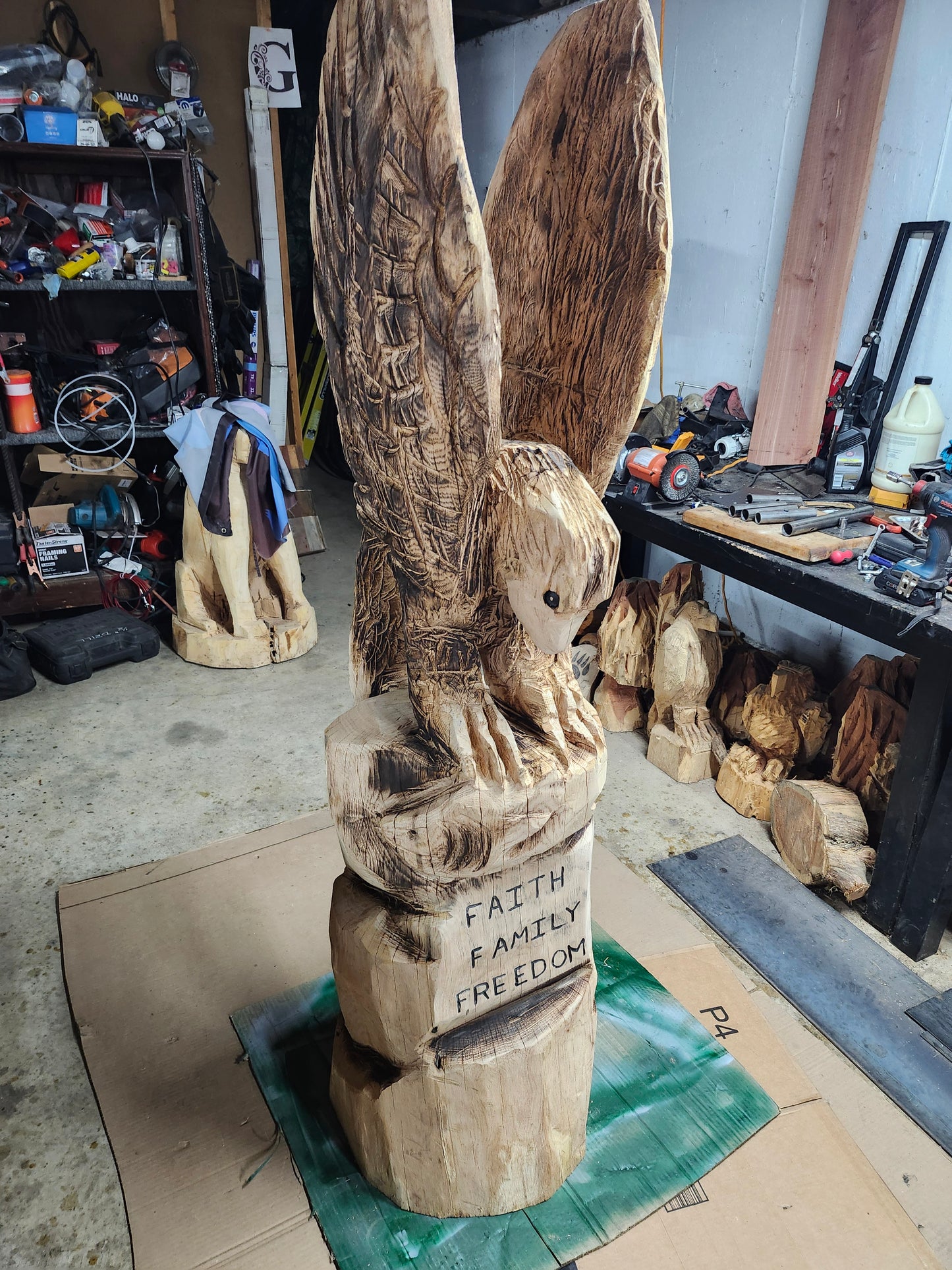 Chainsaw Carving Standing Eagle with Fish, persalized patriotic Carving